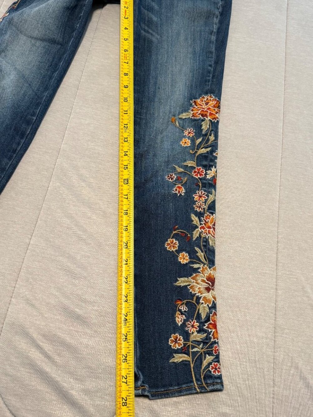 Driftwood Womens Jackie Embroidered Skinny Jeans W24 L29 Classic Fit Floral - Picture 4 of 15